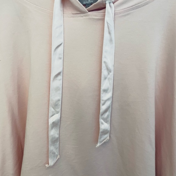 PJHarlow/ Hoodie/NWOT/Bianca/cropped style//Blush color//SZ med$40 - Picture 5 of 9